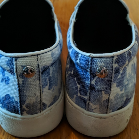 MK size 7 Floral slides - Picture 3 of 8